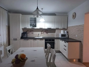 Apartament, luminos si spatios, spre inchiriere, aproape de UMFST - imagine 2