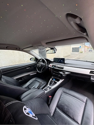 BMW E92 320i | suspensie pneumatica | 2009 | evacuare 335 | pack M | 205k km | faruri custom | navi - imagine 10