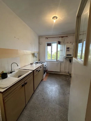 Apartament 2 camere semidecomandat 48 mp in zona City Mall Tomis 3 - imagine 3