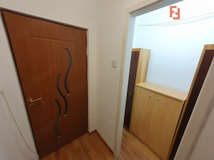 Apartament cu 2 camere de inchiriat, etaj 1, cu lift, zona Sagului - imagine 11