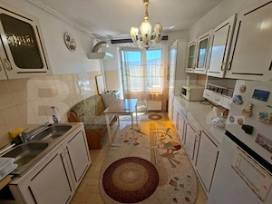 Apartament cu trei camere de vânzare în Tudor! Zona Înfrățirii| - imagine 4