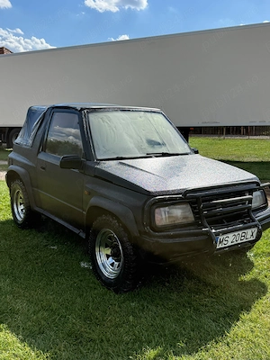 Vând Suzuki Vitara, an 1997, motor 1.6 benzină, 8V.