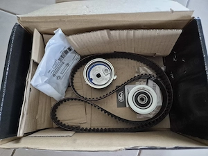 Kit distributie / Set curea de distributie GATES K015603XS Opel Astra J (P10) 1.6 (68) 2009 - 2016 - imagine 3