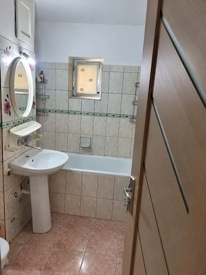 Apartament 2 camere decomandat, 50 mp, zona Rovine - imagine 4