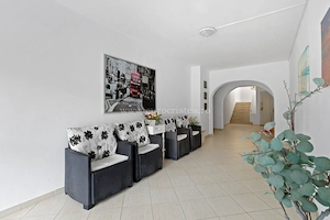 Apartament 2 camere renovat, cu parcare în proprietate   Saturn Saturn   Mangalia  - imagine 2
