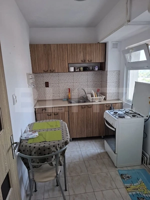 🏡 Apartament 3 camere, decomandat, în centrul orașului – luminos și confortabil - imagine 4