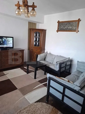 🏡 Apartament 3 camere, decomandat, în centrul orașului – luminos și confortabil - imagine 2