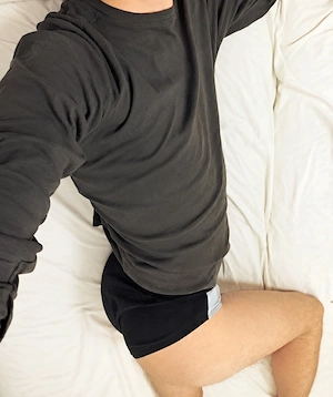 ofer servicii barbatilor insurati sau hetero