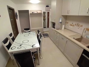 4 cam decomandat centrala proprie etaj 2 zona Sagului Piata Doina