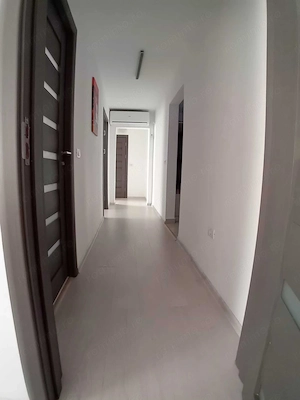 4 cam decomandat centrala proprie etaj 2 zona Sagului Piata Doina - imagine 4