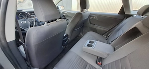 Vand Toyota Auris Hybrid - imagine 3