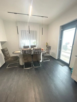 Vanzare Casa individuala - Vila - Prelungirea Ghencea - PARC GHIDIGENI - teren 300mp -  240000E -  T - imagine 18