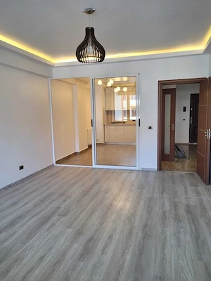 Apartamen 3 camere de inchiriat Isaran, Tractorul - imagine 2