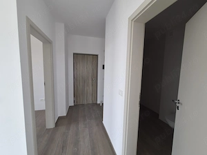 Apartament 50mp+logie 6 mp, decomandat +loc parcare exterior - imagine 9