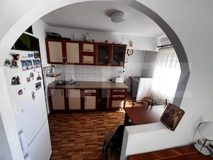 Apartament 3 camere, 72 mp, Codlea - imagine 14