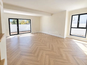 Vanzare - Casa individuala - Prelungirea Ghencea - Margelelor langa STB - 225000E tva inclus - Comis