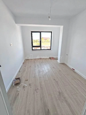 Vanzare - Casa individuala - Prelungirea Ghencea - Margelelor langa STB - 225000E tva inclus - Comis - imagine 7
