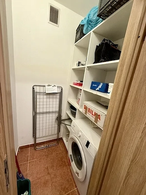 Soarelui-Padurice,apartament cu 1 camera,etajul 1 din 8,suprafata 36 mp,85.000 euro mp. - imagine 5