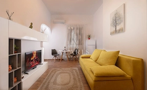 Apartament la casa cu 4 camere, 2 bai, zona Centrala - imagine 4