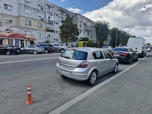 vand opel astra 2006 euro 4 benzina 1.6 - imagine 3