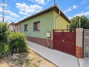 Casa din caramida, 3 camere + anexa, teren 262 mp,  zona Vlaicu