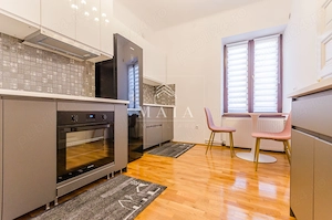 Apartament 4 camere, garaj, pivnita, la 2 minute de Parcul Sub Arini - imagine 4