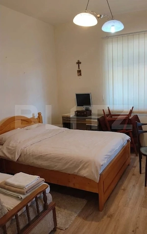 Casă renovată cu farmec istoric, livadă și 3.600 mp de teren | Teiș  - imagine 3