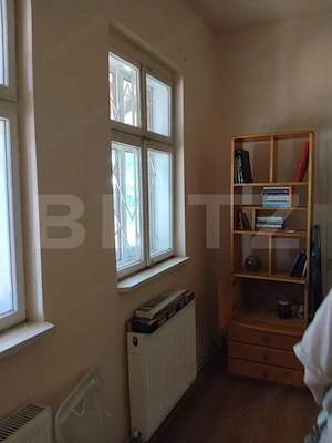 Casă renovată cu farmec istoric, livadă și 3.600 mp de teren | Teiș  - imagine 11
