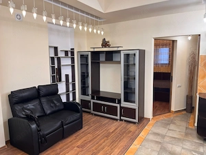 Calea Victoriei | 2 camere | BLOC CONSOLIDAT | Negociabil - imagine 2