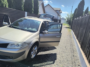 Renault Megane  - imagine 5