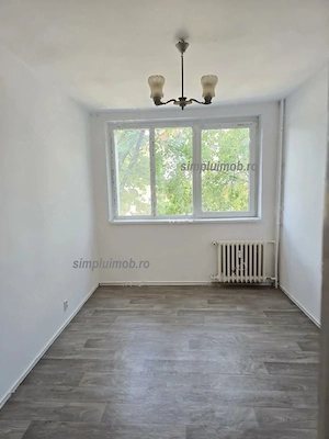 Proprietar, vand ap. 3 camere semidecomandat, Gorjului, et. 3 9 - imagine 2