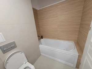 Închiriez apartament 2 camere - imagine 2