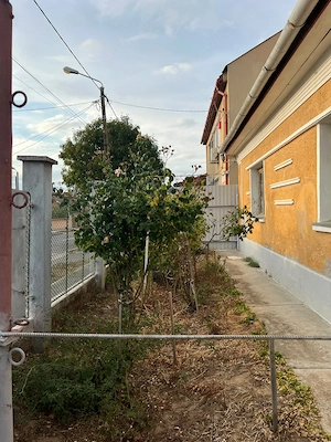 Vindem casa 3 camere, teren 521 mp, Oradea Oncea   99.000  Comision 0% - imagine 9