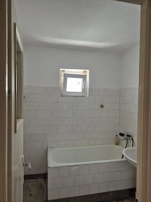 Vand apartament 3 camere, 75 m2 utili!!, lângă Iulius Mall!!, etaj 4 7 - imagine 5