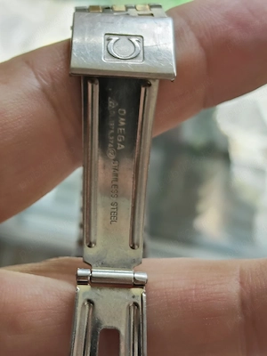 Omega De Vile 