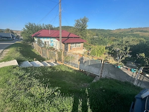 Casa de 1000m2 in Hoisesti Neamt