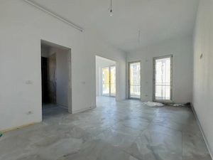 Apartament decomandat, cu 2 bai si loc de parcare acoperit. Etaj 1. - imagine 2