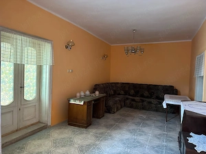 De vanzare casa cu gradina si curte - imagine 4