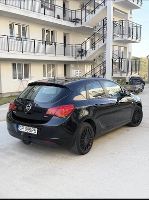 Opel Astra J 1.7 diesel - imagine 5