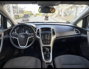 Opel Astra J 1.7 diesel - imagine 7