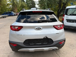 Kia Stonic 1,6 diesel  - imagine 4