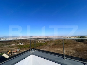 Casa de 214 mp, teren 458 mp, cu Vedere Panoramică în Dezmir