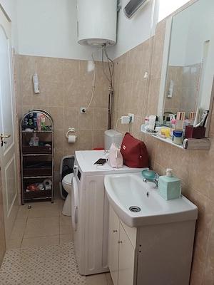   Casă spațioasă în Beltiug, zonă centrală - imagine 2