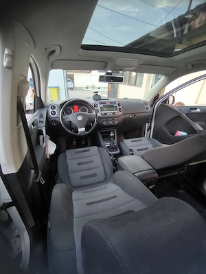 Vând Tiguan 2009 4x4Diesel  - imagine 3