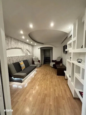 Inchiriez garsoniera etaj 1 Ultracentral, 350 m de Colegiul Bratianu