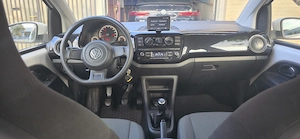 Volkswagen Up!  - imagine 3