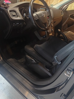Vând Volvo V40 2013-model 2014,-T3 GPL - imagine 3