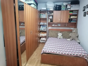 Vand apartament 2 camere zona Malu Rosu - imagine 5