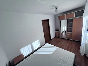 Închiriez apartament cu 2 camere în Ostroveni, zona Cina , Râmnicu Valcea - imagine 2