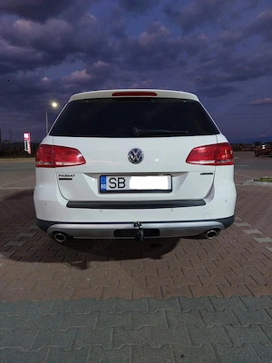 Passat B7 Alltrack 2014 2.0 TDI 177 DSG - imagine 2